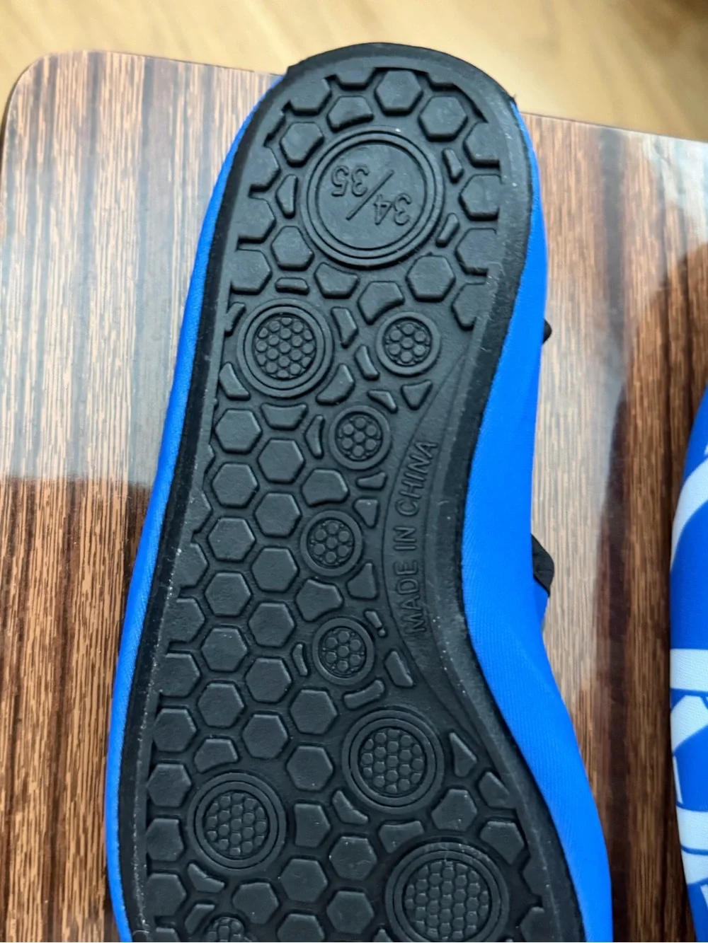 no brand product pair